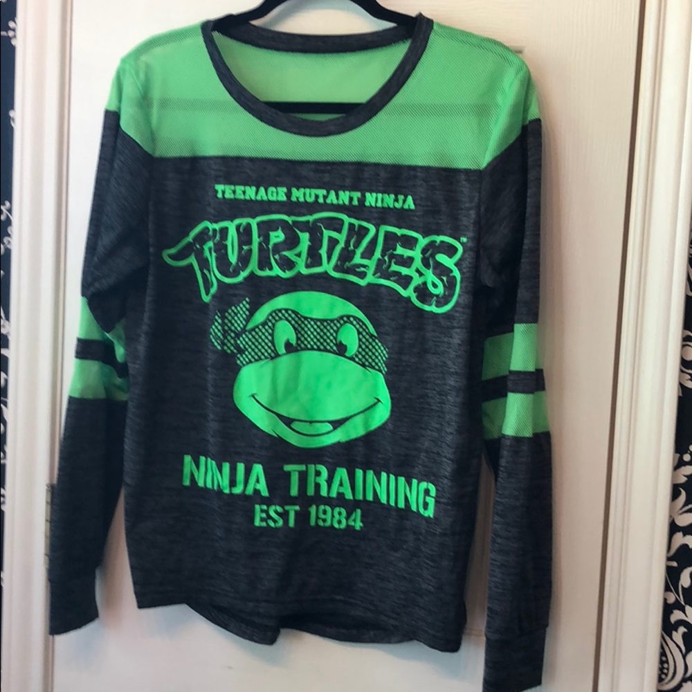 Gently used TMNT shirt!